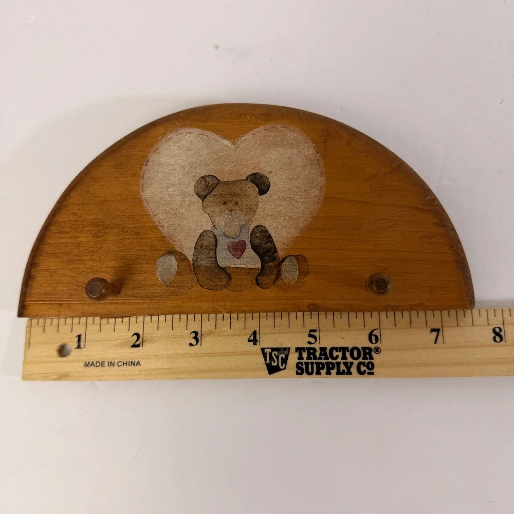 Vintage Teddy Bear Wood Wall Peg Rack Heart Country Cottage Nursery Decor
